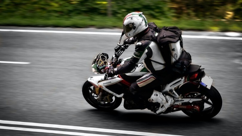 Terni, chiazze d’olio sulla strada: si sospetta atto contro i motociclisti