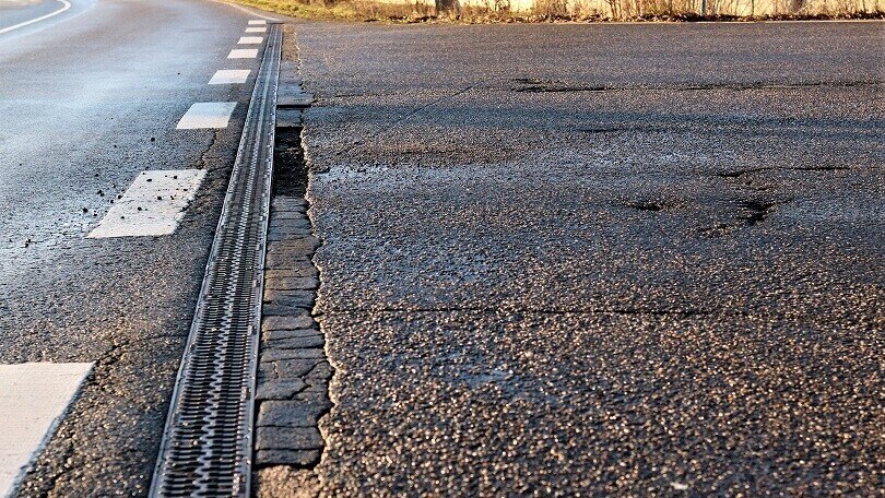 BucApp, è nata l'app con cui segnalare le buche stradali