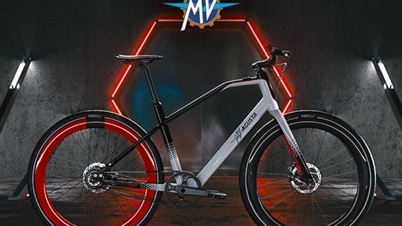 MV Agusta, prezzi e consegne per le e-bike AMO RR e AMO RC