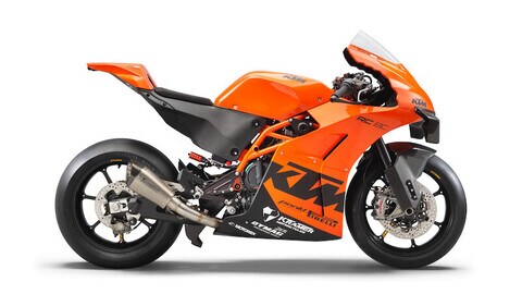 Nuova KTM RC8C FOTO