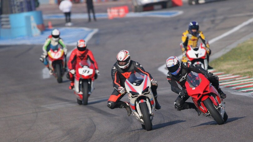 Assicurazione moto: non è obbligatoria per le moto da pista, ma...