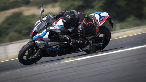 BMW M 1000 RR, LE FOTO DELLA PROVA