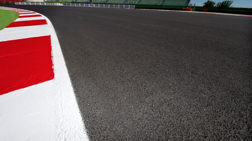 Men At Work: il progettista di circuiti LA GALLERY