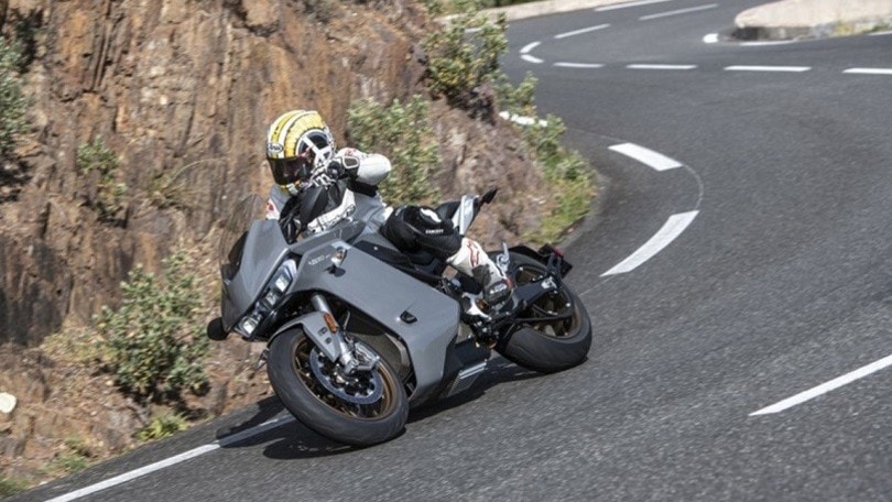 Zero Motorcycles SR/S GT Pack, per viaggiare comodi in elettrico