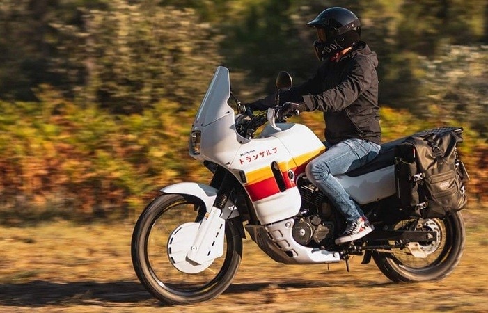 Honda Transalp, con il restauro di Viba si chiama "Joshua"