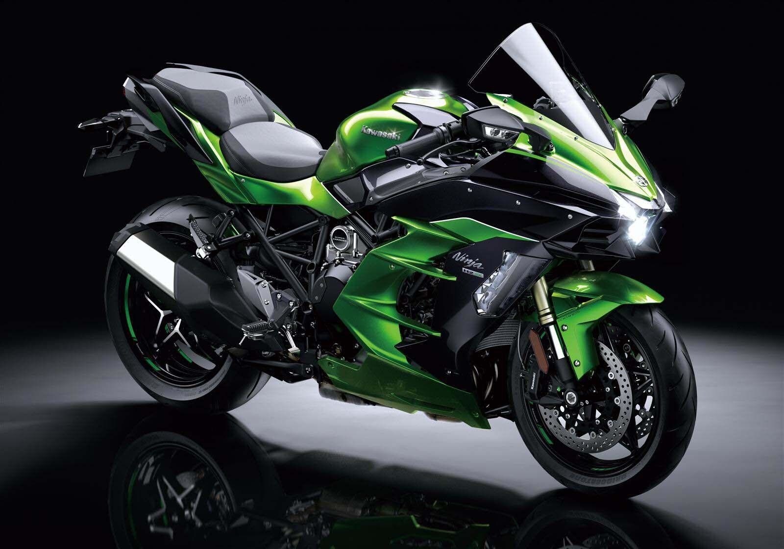 Kawasaki, a Eicma 2021 sarà tempo della nuova H2 SX