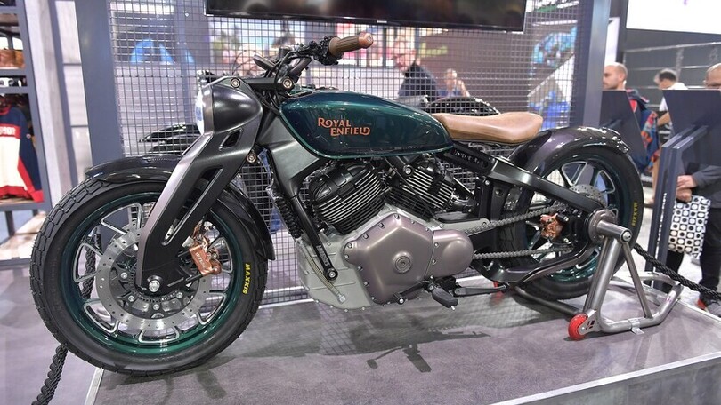 Royal Enfield, la nuova Super Meteor guarda ai concept del passato