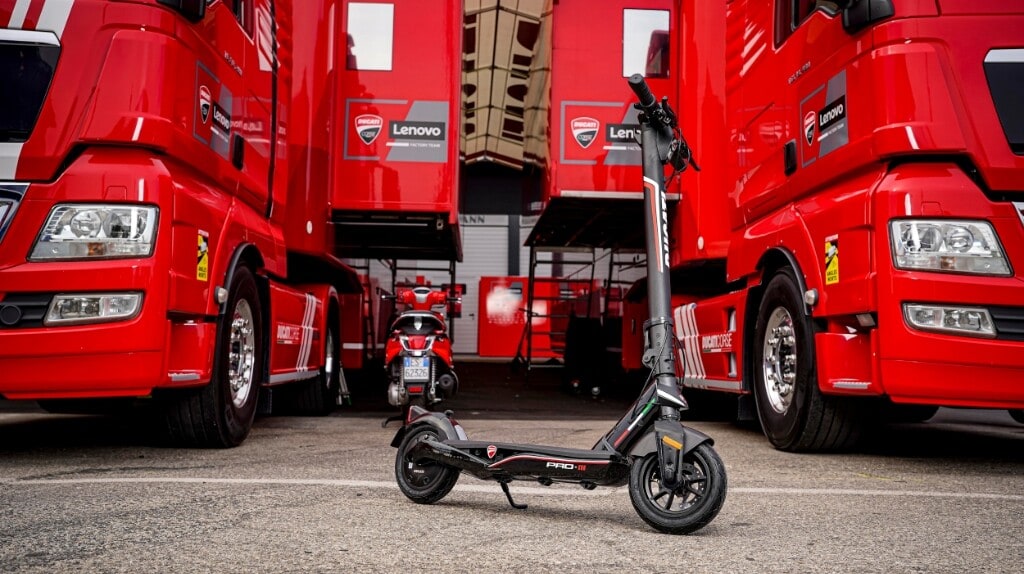 Ducati PRO-III, il nuovo monopattino elettrico all’avanguardia