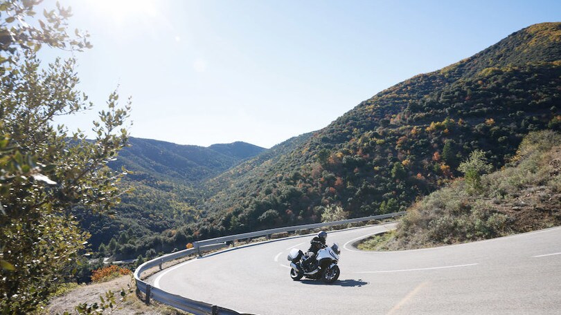 Honda NT1100 LE FOTO DELLA PROVA