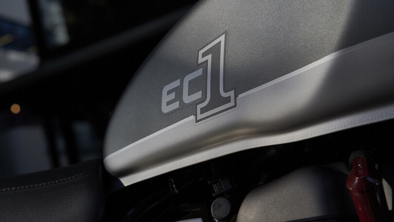 Triumph StreetTwin EC1 LE FOTO