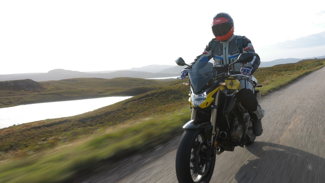 Super Test gamma Honda 500 my 2022 in Scozia: FOTO