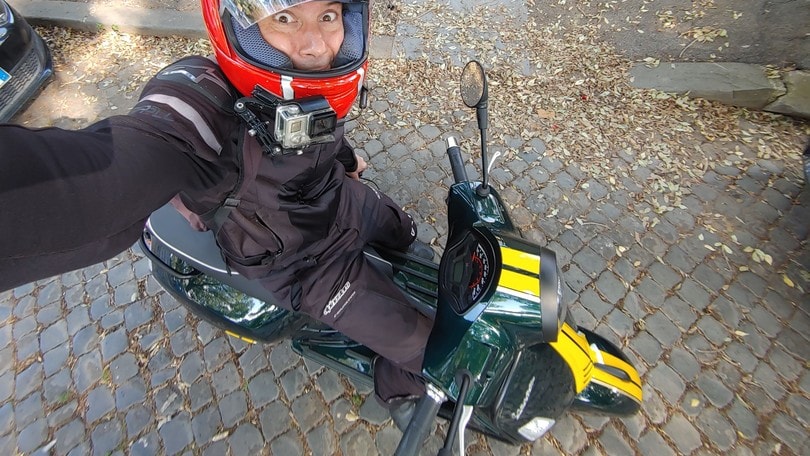 Una settimana con: Vespa GTS 300 Racing Sixties VIDEO