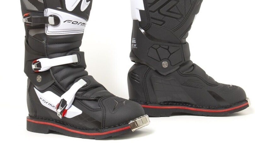 Forma Phantom, lo stivale del futuro sbarca a EICMA 2021