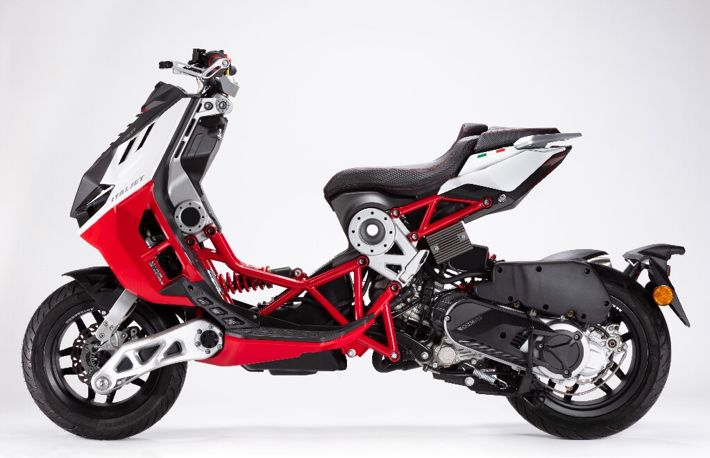 EICMA 2021, Italjet Dragster: il mostro è arrivato