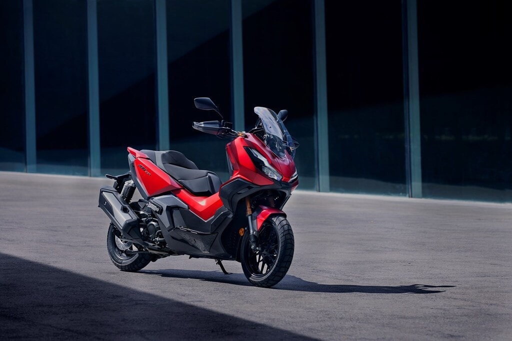 Honda, arriva l'ADV350: piccolo scooter all-terrain