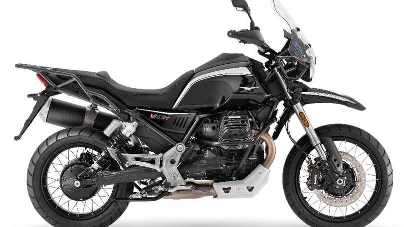 Moto Guzzi V85 Guardia d'Onore: evviva i Corazzieri!