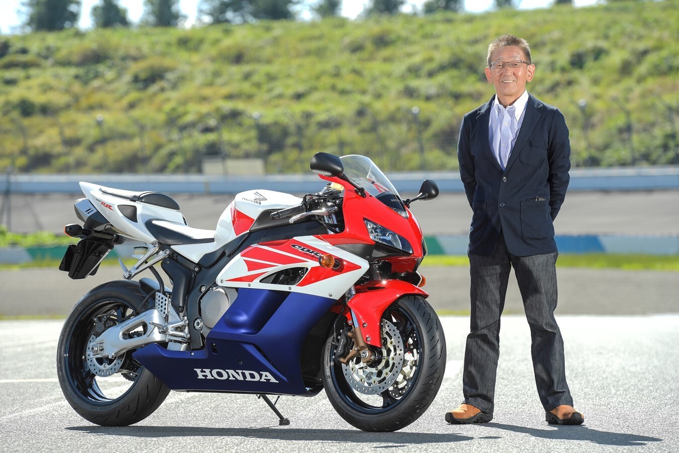 Honda: la storia della CBR Fireblade sfila ad EICMA