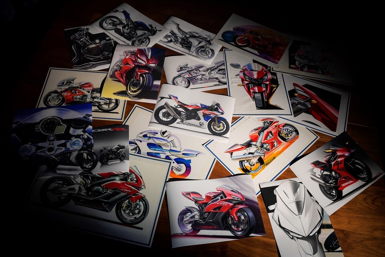 Honda: la storia della CBR Fireblade sfila ad EICMA