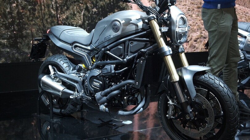 Benelli Leoncino, a EICMA la famiglia si allarga