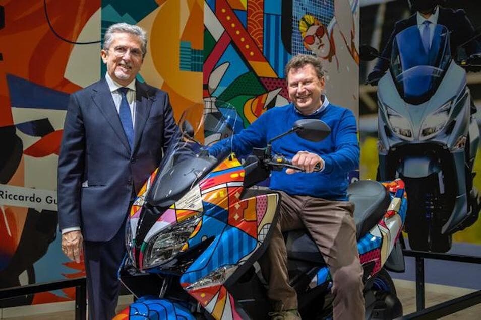 Suzuki Burgman 400 da collezione a Eicma 2021 in beneficenza
