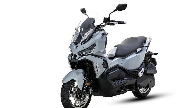 Sym HuskyADV: scooter spazioso e avventuroso