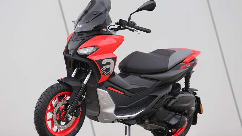 Aprilia SR GT, lo scooter per l'avventura urbana