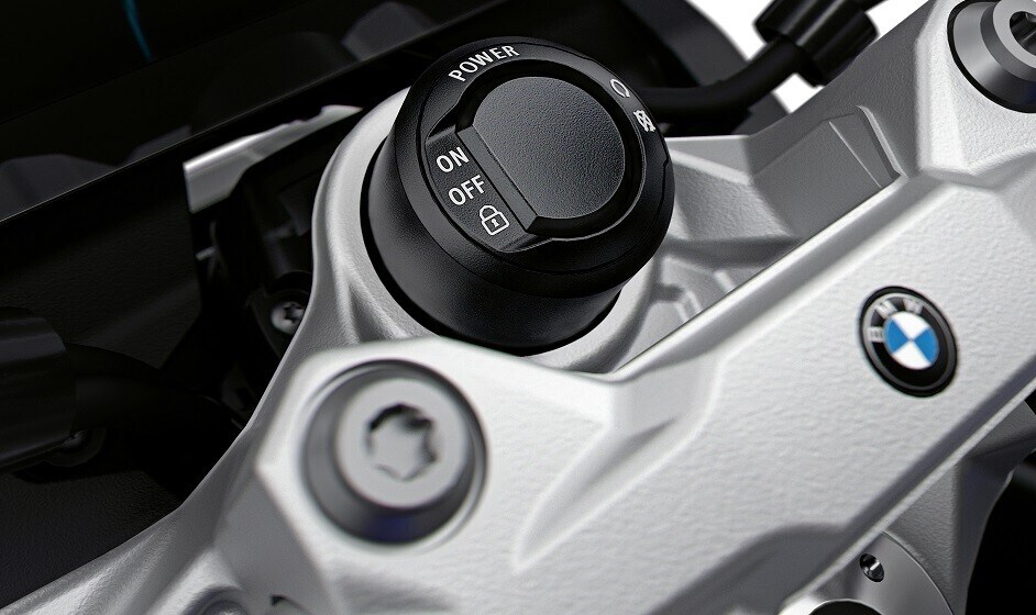 BMW, siglato accordo per la fornitura di semiconduttori