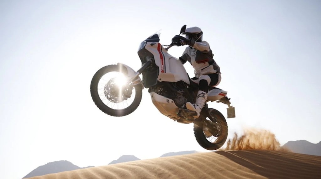 Ducati DesertX 2022: ecco quanto costa