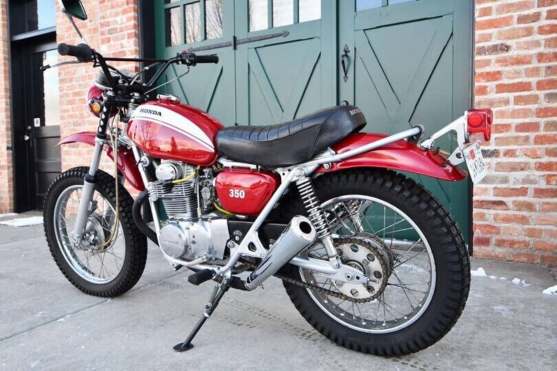 Honda SL350, la scrambler del 1971 appartenuta a John Wayne