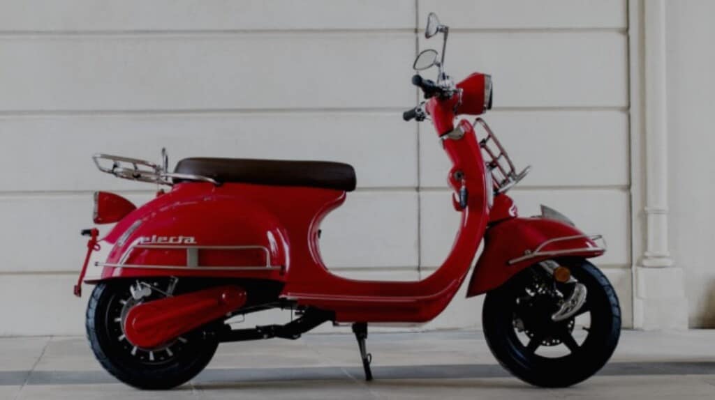 One Moto Electa, un altro modello “ispirato” alla Vespa