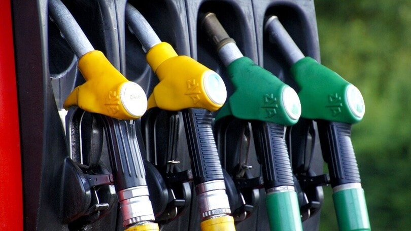 Green Pass: da febbraio obbligatorio per officine e concessionarie, e per fare benzina?