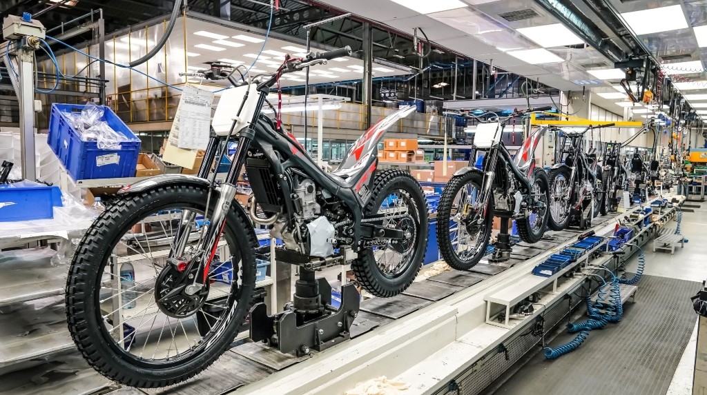 Honda, viaggio nel mondo Montesa: come nasce la trial iridata