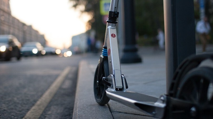 Monopattino elettrico a noleggio, il conto è folle: 12mila euro