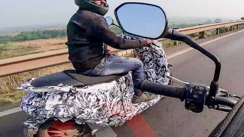 Husqvarna Vektorr, la foto-spia del prossimo scooter elettrico