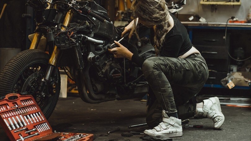 Acquisto moto e scooter, cambiano le norme sulla garanzia