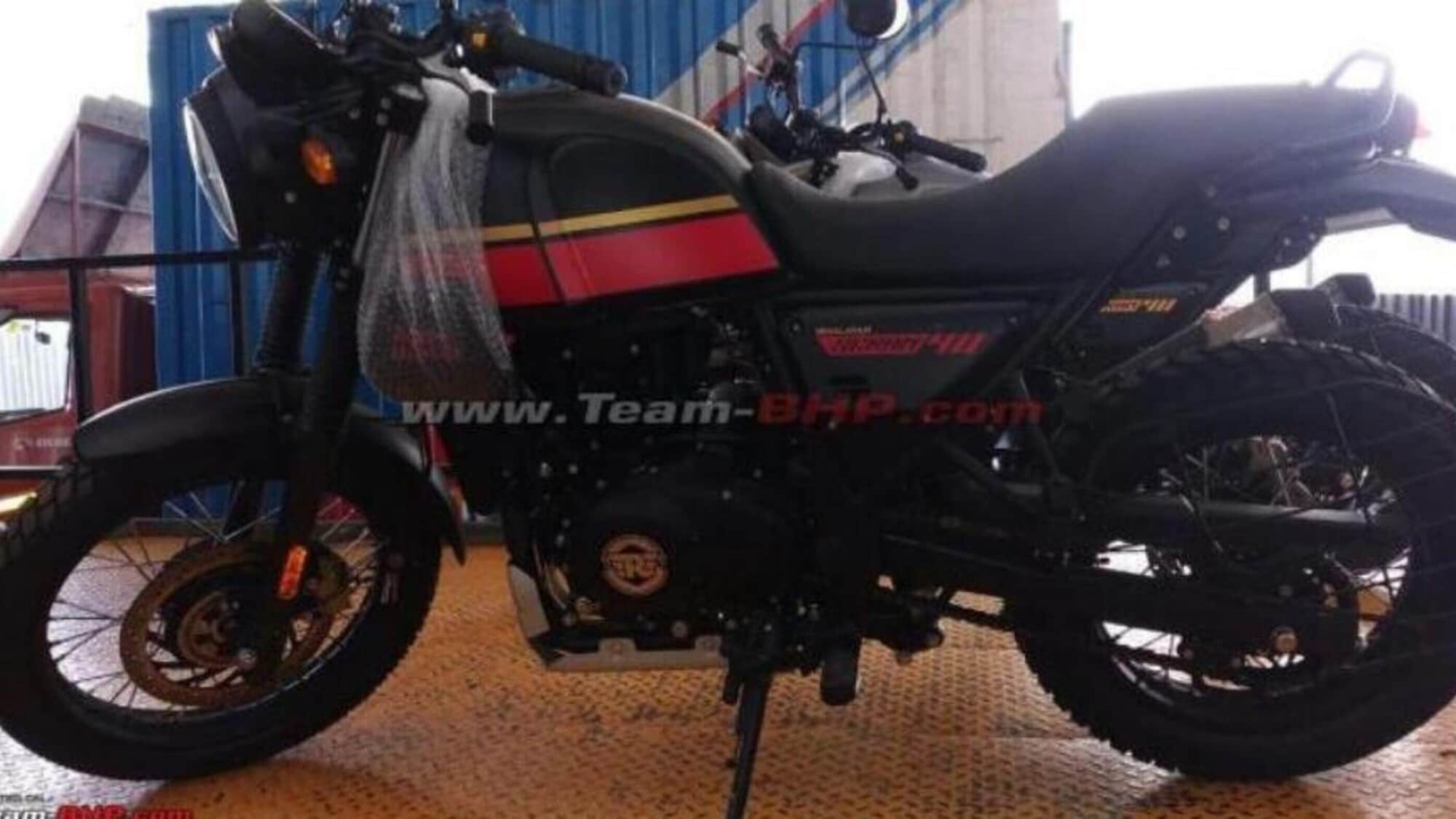 Royal Enfield Scram 411, prime immagini della Himalayan stradale