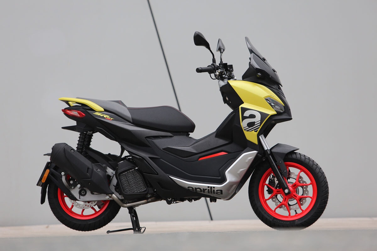 Aprilia SR GT 125 e 200, le foto della prova
