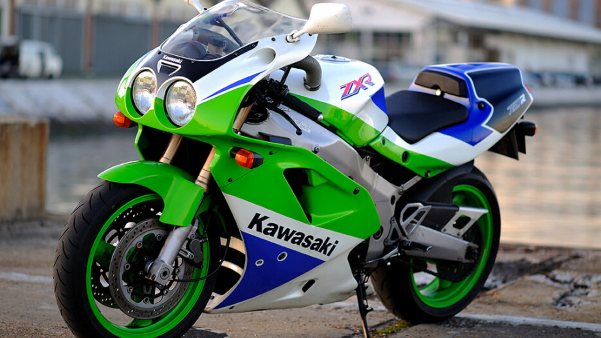 Kawasaki ZXR 750 R K2 venduta all'asta per circa 61mila euro