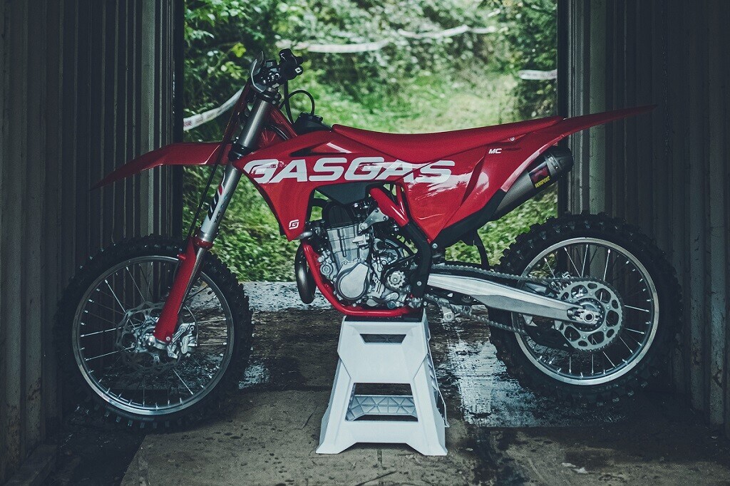 GasGas, in arrivo due modelli stradali su base KTM