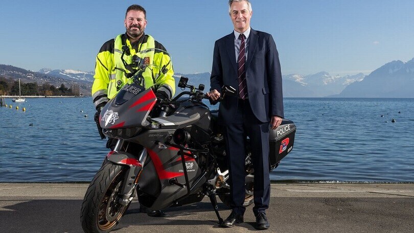 Zero SR/S, due moto elettriche da 110 cv per la polizia di Losanna