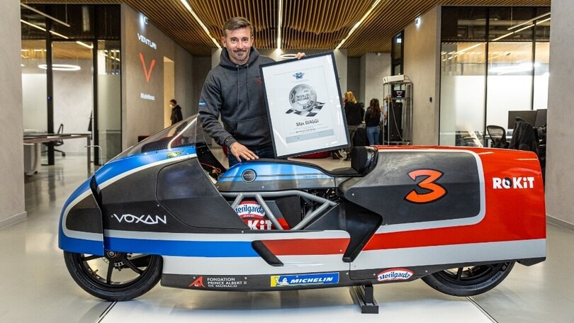 Max Biaggi e Voxan Wattman: il nuovo obiettivo sono i 500 km/h