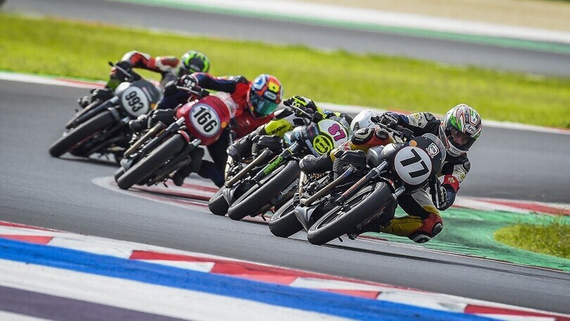 Moto Guzzi: aperte le iscrizioni per il Fast Endurance 2022