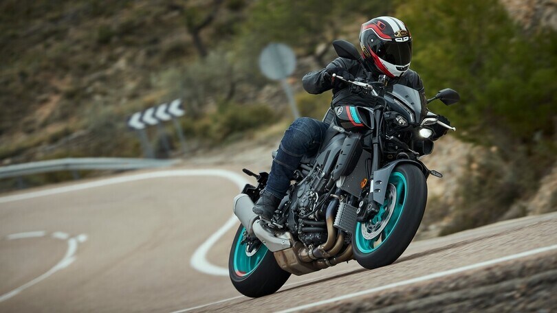 Test Yamaha MT-10 2022: la gallery