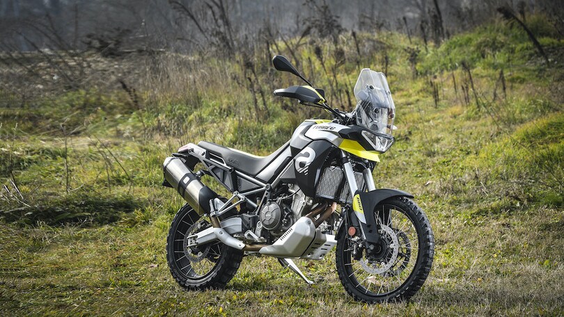 Comparativa Crossover Adventure 21": Aprilia Tuareg 660