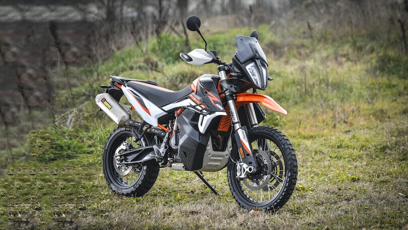 Comparativa Crossover Adventure 21": KTM 790 Adventure