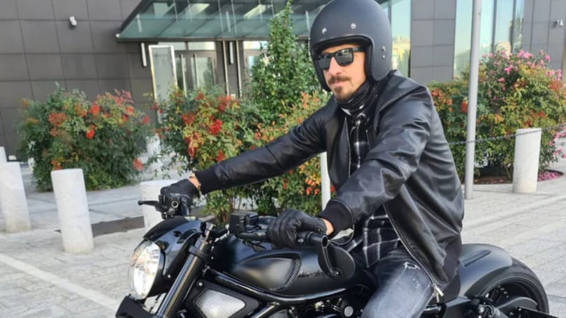 Moto vietate ai calciatori, ma c’è chi della regola non ne vuole proprio sapere!