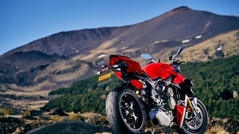 Pirelli Rosso 4 Corsa, LE FOTO DELLA PROVA