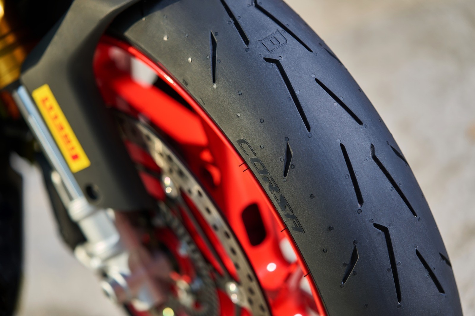 Pirelli Rosso 4 Corsa, LE FOTO DELLA PROVA