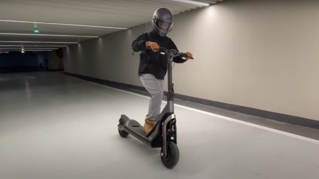 Quando il monopattino “suona” come una moto