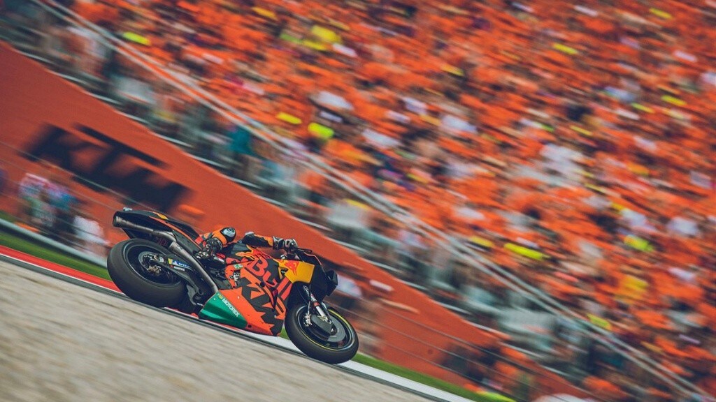KTM: al GP del Mugello la tribuna si tinge di orange